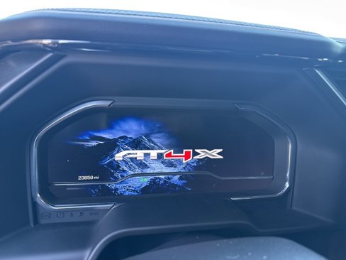 Used 2024 GMC Sierra 1500 AT4X image 9