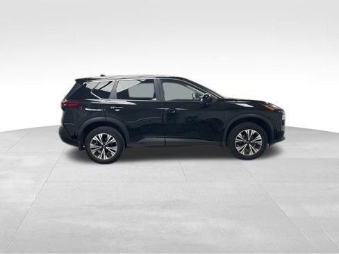 Used 2023 Nissan Rogue SV image 6