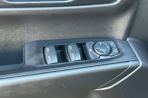 Used 2020 Chevrolet Silverado 1500 Custom Trail Boss w/ Custom Convenience Package image 12