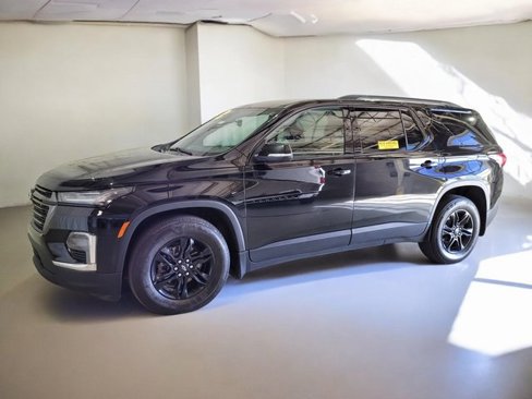 Used 2022 Chevrolet Traverse LT image 17