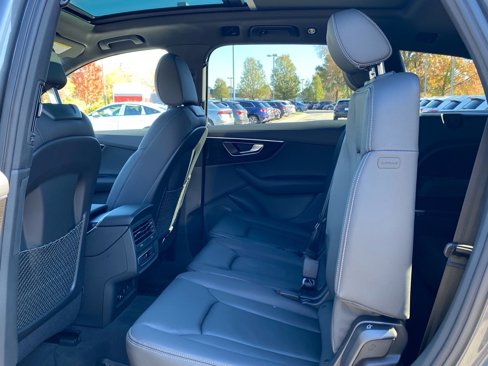 New 2025 Audi Q7 2.0T Premium image 23