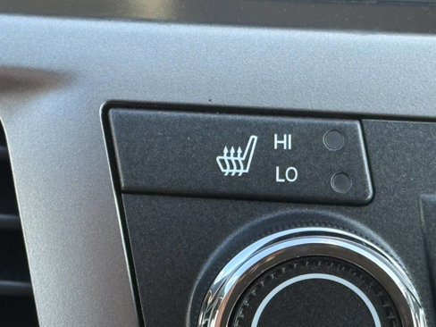 Used 2016 Honda Odyssey Touring Elite image 20