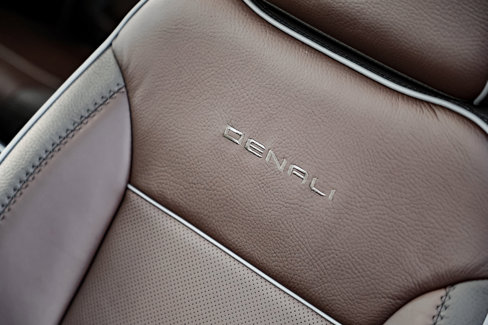 New 2026 GMC Sierra 1500 Denali w/ Denali Reserve Package image 17