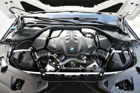 Used 2022 BMW M850i xDrive Convertible image 79