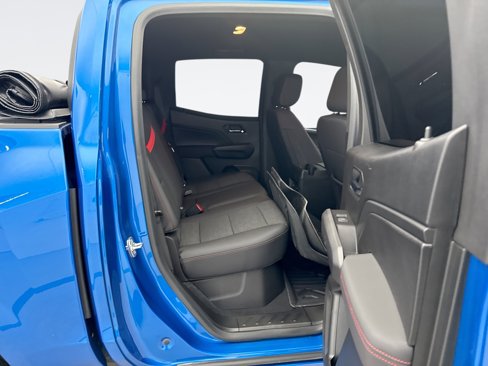 Used 2024 Chevrolet Colorado Z71 w/ Advanced Trailering Package image 17
