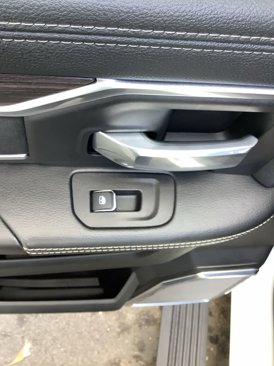 New 2025 RAM 2500 Laramie image 33