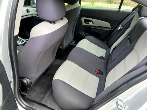Used 2013 Chevrolet Cruze LS image 14