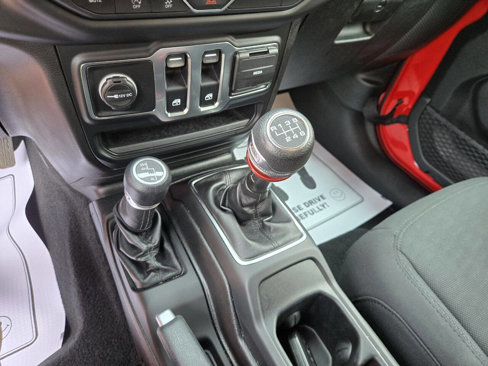 Used 2020 Jeep Wrangler Sport image 15
