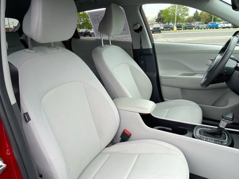 Used 2025 Hyundai Kona SEL image 27