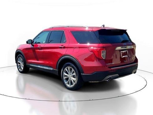 Used 2024 Ford Explorer Limited image 3