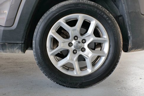 Used 2018 Jeep Renegade Latitude image 34