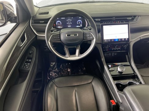 Used 2023 Jeep Grand Cherokee L Limited image 21