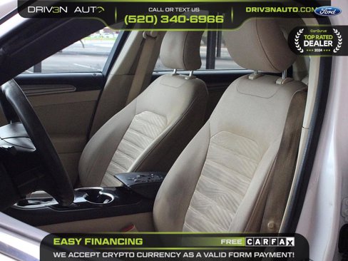 Used 2016 Ford Fusion SE image 11