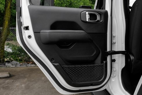 Used 2022 Jeep Wrangler Unlimited Sahara w/ Cold Weather Group image 56
