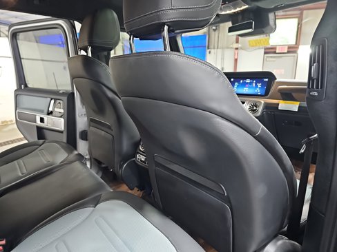 Used 2025 Mercedes-Benz G 550 image 12