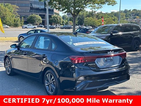 Used 2023 Kia Forte LXS image 4