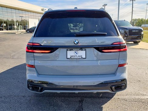 New 2026 BMW X7 xDrive40i w/ M Sport Package image 4