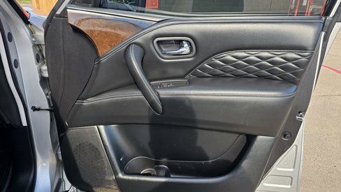 Used 2019 INFINITI QX80 Luxe image 37