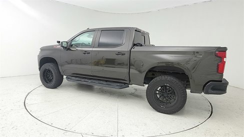 Used 2021 Chevrolet Silverado 1500 LT Trail Boss w/ Convenience Package II image 4
