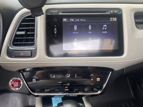 Used 2017 Honda HR-V EX image 13