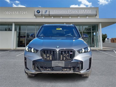 Used 2026 BMW X5 M60i image 2