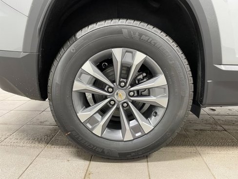 New 2026 Chevrolet Equinox LT w/ Convenience Package II image 8