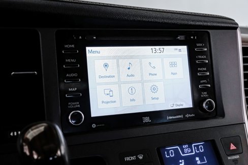 Used 2020 Toyota Sienna Limited Premium image 21