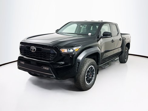 Used 2024 Toyota Tacoma TRD Off-Road image 3