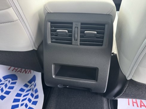 New 2025 Mitsubishi Outlander SE image 33