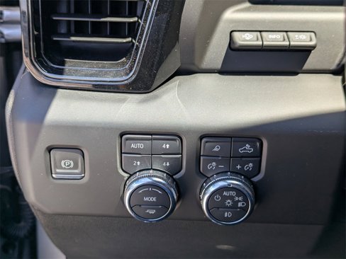 Certified 2024 GMC Sierra 1500 AT4 w/ Technology Package image 14