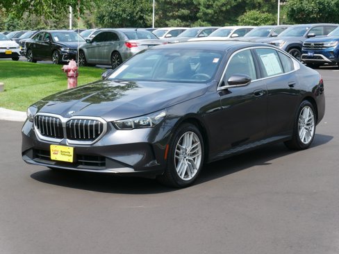 Used 2025 BMW 540i xDrive image 3