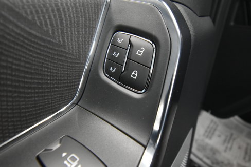 New 2025 Ford F250 Platinum image 6