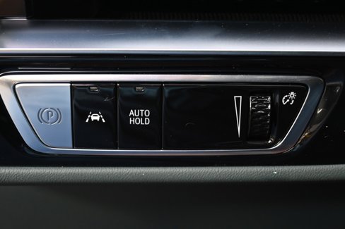 New 2025 Cadillac Lyriq Luxury image 24