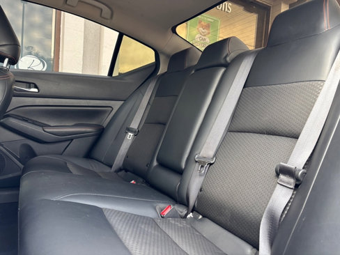 Used 2024 Nissan Altima 2.5 SR image 13