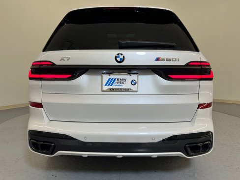 New 2026 BMW X7 M60i image 10