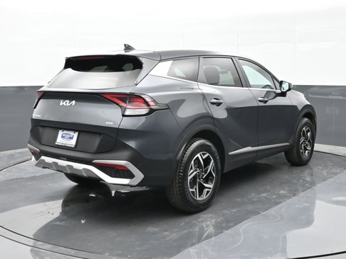Used 2023 Kia Sportage LX image 8