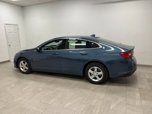 Used 2024 Chevrolet Malibu LT image 3