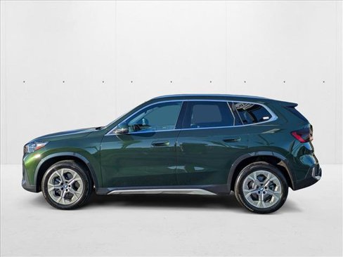 Used 2025 BMW X1 xDrive28i w/ Technology Package image 9