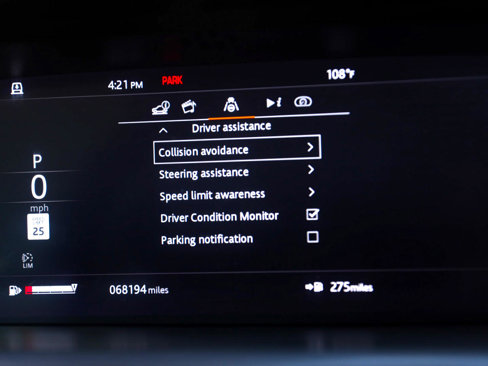 Used 2020 Land Rover Discovery Landmark image 28
