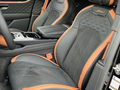 New 2025 Bentley Flying Spur Plug-In Hybrid image 17