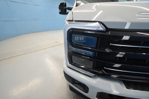New 2025 Ford F250 Platinum image 38