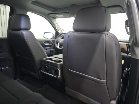 New 2026 GMC Sierra 1500 Denali w/ Denali Reserve Package image 14
