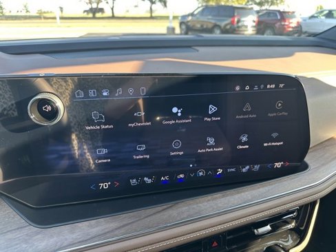 New 2026 Chevrolet Suburban High Country image 17