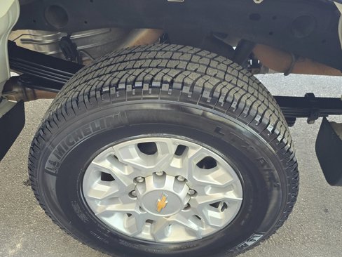 Used 2021 Chevrolet Silverado 2500 LT w/ Fleet Comfort Package image 35