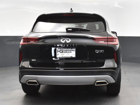 New 2025 INFINITI QX50 Pure image 6
