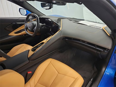 Used 2024 Chevrolet Corvette Stingray Preferred Cpe w/ Stealth Interior Trim Package image 32