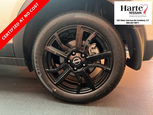 Used 2024 Nissan Kicks SR image 13