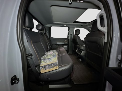 New 2026 Ford F250 Lariat image 30