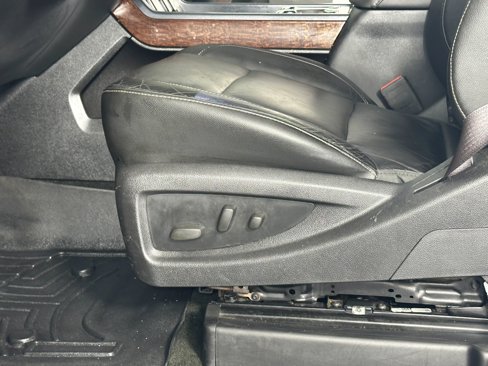 Used 2015 GMC Sierra 3500 SLT w/ Duramax Plus Package image 25