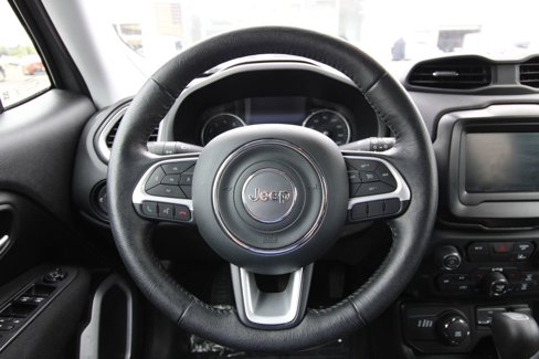 Used 2021 Jeep Renegade Latitude w/ Convenience Group image 13